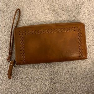 altar’d state wallet